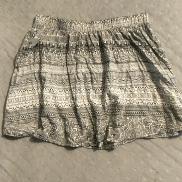 Kiva Mini Circle / Skater Skirt Size Small - Picture 1 of 8